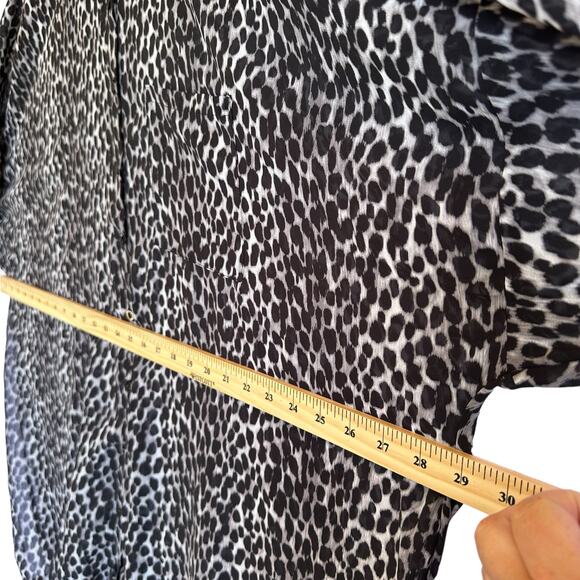Torrid Chiffon Kimono Balloon Shirt Womens Sz 2X Button Down Animal Print Sheer - Picture 10 of 14